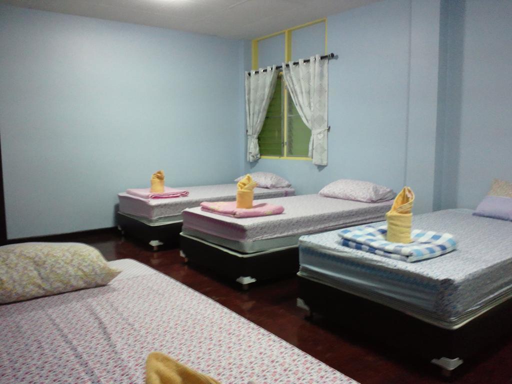 Nalin Guesthouse Чіангмай Номер фото