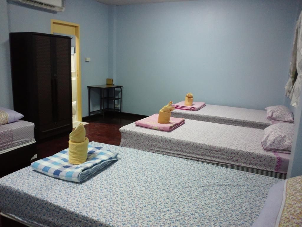 Nalin Guesthouse Чіангмай Номер фото